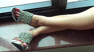 Khushi Enjoying a Relaxing Evening with Friends