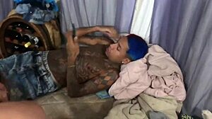 fucking rich girl while friend watches lol 😏