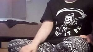 free workout session at college with girlfriend and friend