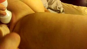 Wife Uses Dildo in Homemade Video