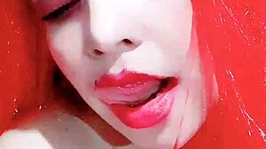 Chica Leche is carefully practicing her licking skills in this Argentinian video. Watch closely now.