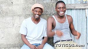 19yo sexy black girl with big ass and tits