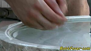 European amateurs riding cowgirling and doggystyle anal 😈