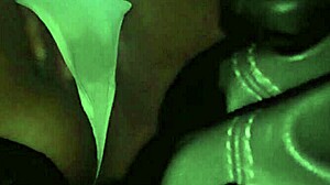 ESTOU NO CIO QUERO DAR O C� E A BUCETINHA MOLHADA PARA VOC�