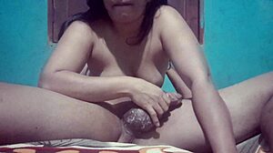 Mi hermano me llena la cara de leche