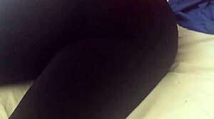 Pawg jiggles in leggings