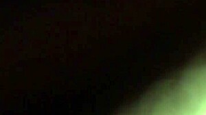 Getting a blowjob in the mall shop 😏