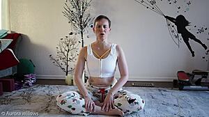 Yoga Lesson With Shaved Pussy Femdom