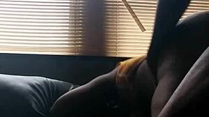 Cheating gf gets deep anal while bf works 😈