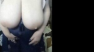 Russian mature woman uses huge toy for self-pleasure