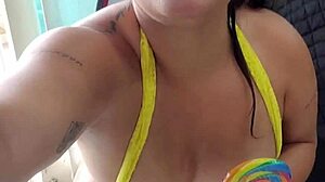 I'll suck your dick like this lollipop