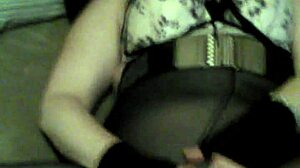 Wow, check Madame Butterfly tease herself solo!