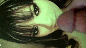 Horny girlfriend begs for sperm in mouth fucking