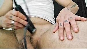 Colombian Gay Encounter Involving Shaving And Oral