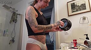 Flowerava gets waxed on webcam in lingerie.