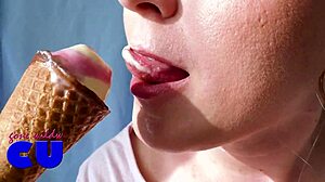 I suck ice cream like a dick in this fetish video