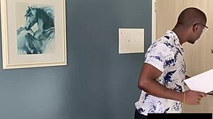 ela veio pedir um favor e eu meti na vizinha gostosa