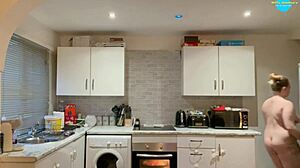 Amateur Teen 18+ Naked Cleaning With Big Ass