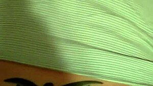 Thick wife enjoys huge anal cumshot