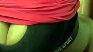 Black Curvy Woman Bends Over for Real Homemade Doggystyle