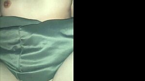 Exciting Japanese Amateur Smartphone Shooting Outdoors!