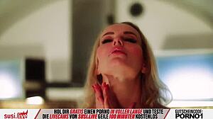 Heißer Striptease Und Geile Masturbation Von Blondem Susi Live-Camgirl Sie Zeigt Dir Alles