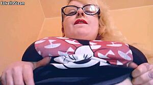 estrella steam shows off her curvy tits full of cream 😍