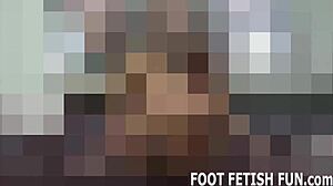 I need a slave boy to worship my feet every night 👣