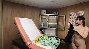 Scarlett johnson consults on medical tit issues, part two left side