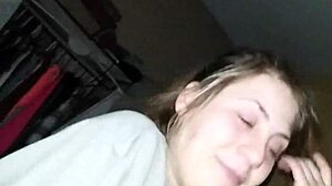 keisha gives a great blowjob