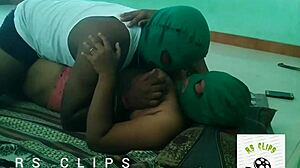 Tamil young girl sex with boyfriend!
