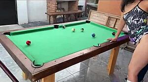 Desnuda en la Calle y en la Casa de Mis Amigos