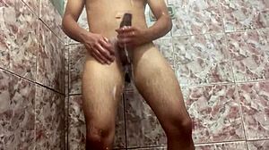 gozada gostosa do novinho, wanna see more?