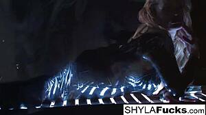 Shyla Smoking Fetish with Pussy and Big Tits