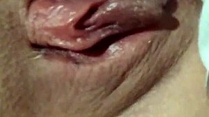 mizz dizzle having some alone time masturbating at home