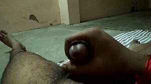 Watch this intense handjob leading to a huge cumshot!