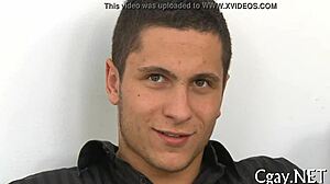 i love watching sexy gay men fuck.