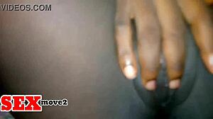 Her pussy's so wet, i make her ride my dick 😏