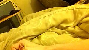 wanna see my long thin cock cum in bedroom?