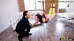 i saw cute asian girl at thai bar