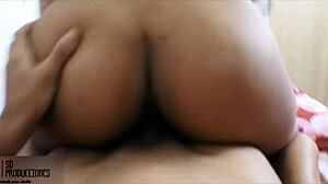 Me Encuentro A Una Linda Morena Y La Llevo A Mi Apartamento Y Follo Su Cremoso Coño Historia Completa