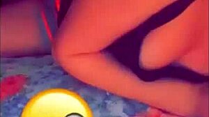 girl masturbates intensely in bold session