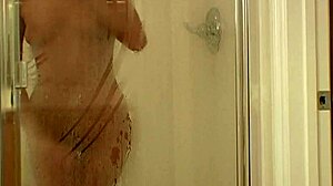 Addi Tongue Shower Explosion!