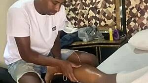 brazilian swing house in rio giving couple that hot massage 😘