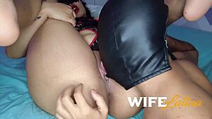 Chupou minha bucetinha e comeu o meu cu apertado