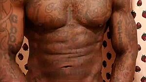 Worshipping that big black hairy dick 😍