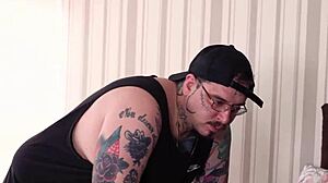 Behind the scenes, this big-ass actress gets interracial assfucking with a huge cock 😏