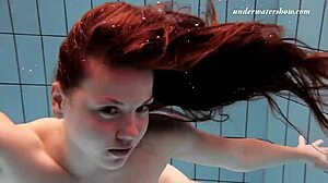 Filem bukan Inggeris, seks dubur, bintang porno Czech Salaka Ribkina dengan puki ketat, blowjob, Schwanzsguschel, keseronokan kolam