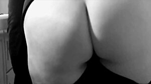 Mature Woman Tits And Ass