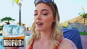 I know Anny Aurora gets influenced